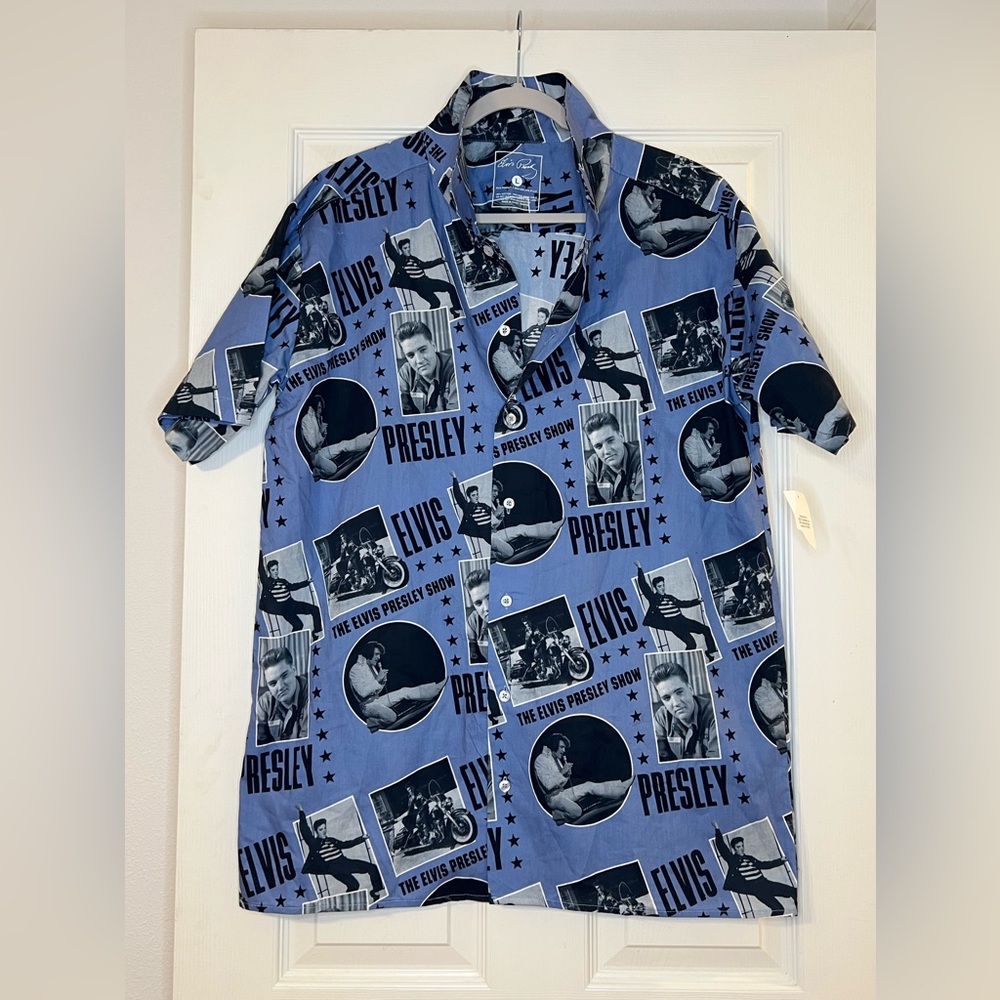NWT Elvis Presley button-down short sleeve shirt Size Large